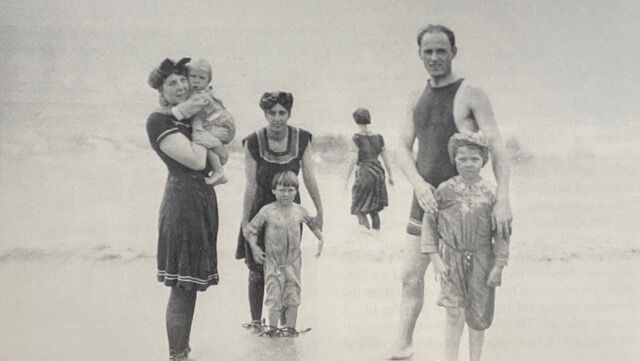Family at Will Rogers Beach in Santa Monica Canyon, circa 1920s