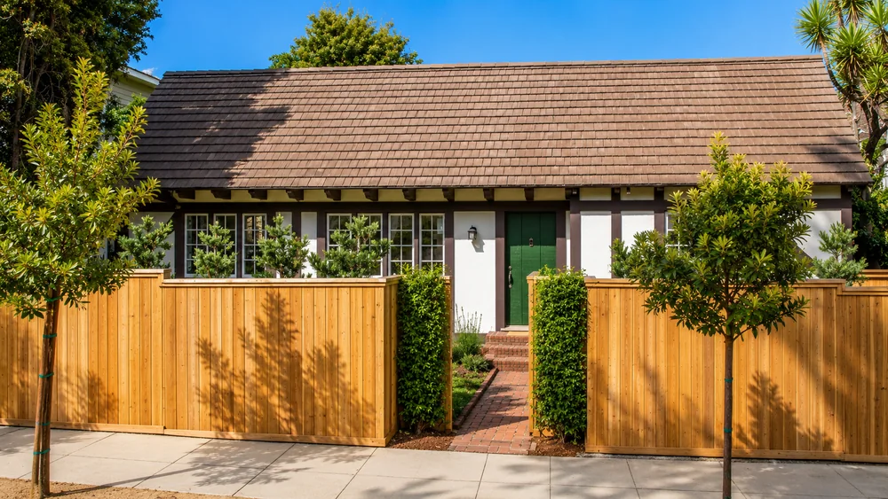 329 Sycamore, Santa Monica Canyon — sold, represented the seller